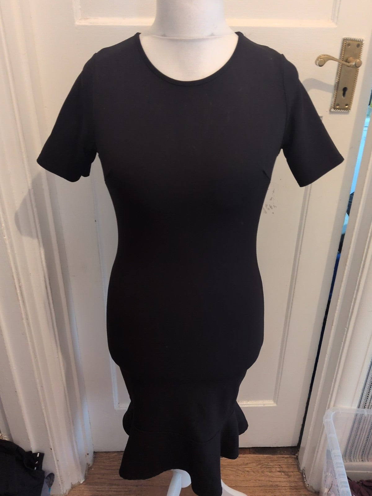 Boohoo 14 Black Short Sleeve Dress