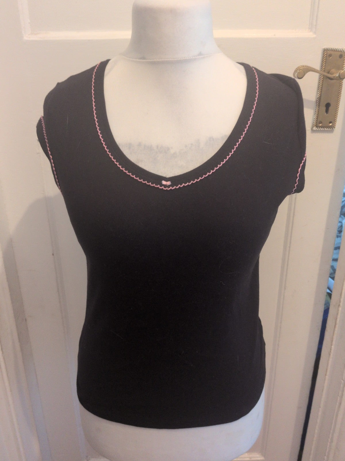 Ladies Marks And Spencer Size 14 Black With Pink Trim Sleeveless Pyjama Top