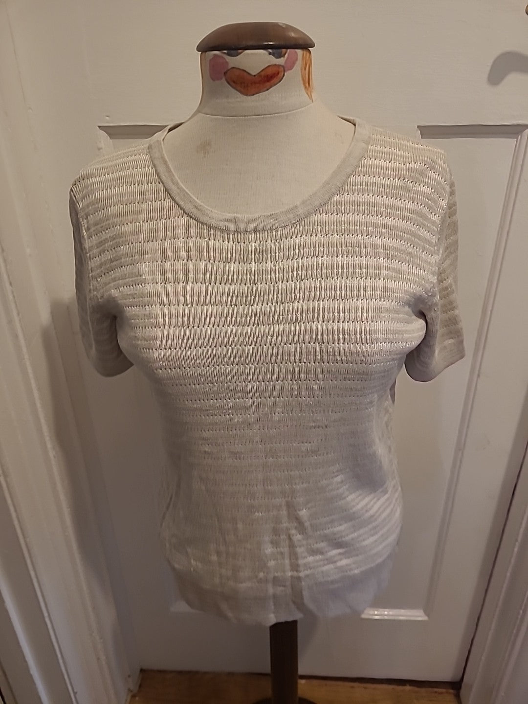 Ladies Viyella Size Small Two Tone Beige Short Sleeved Top