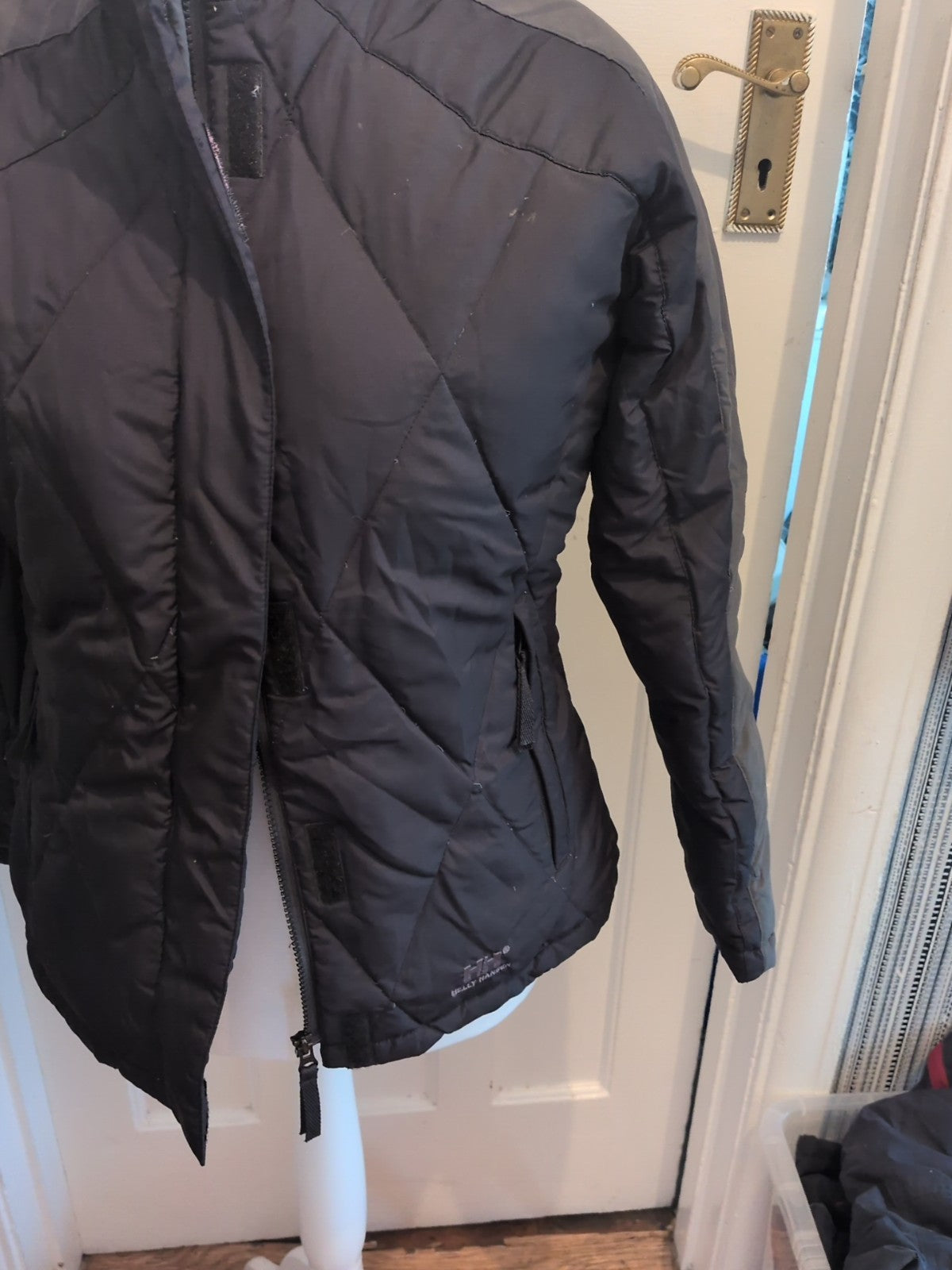 Helly Hansen Medium Grey And Black Puffer Jacket