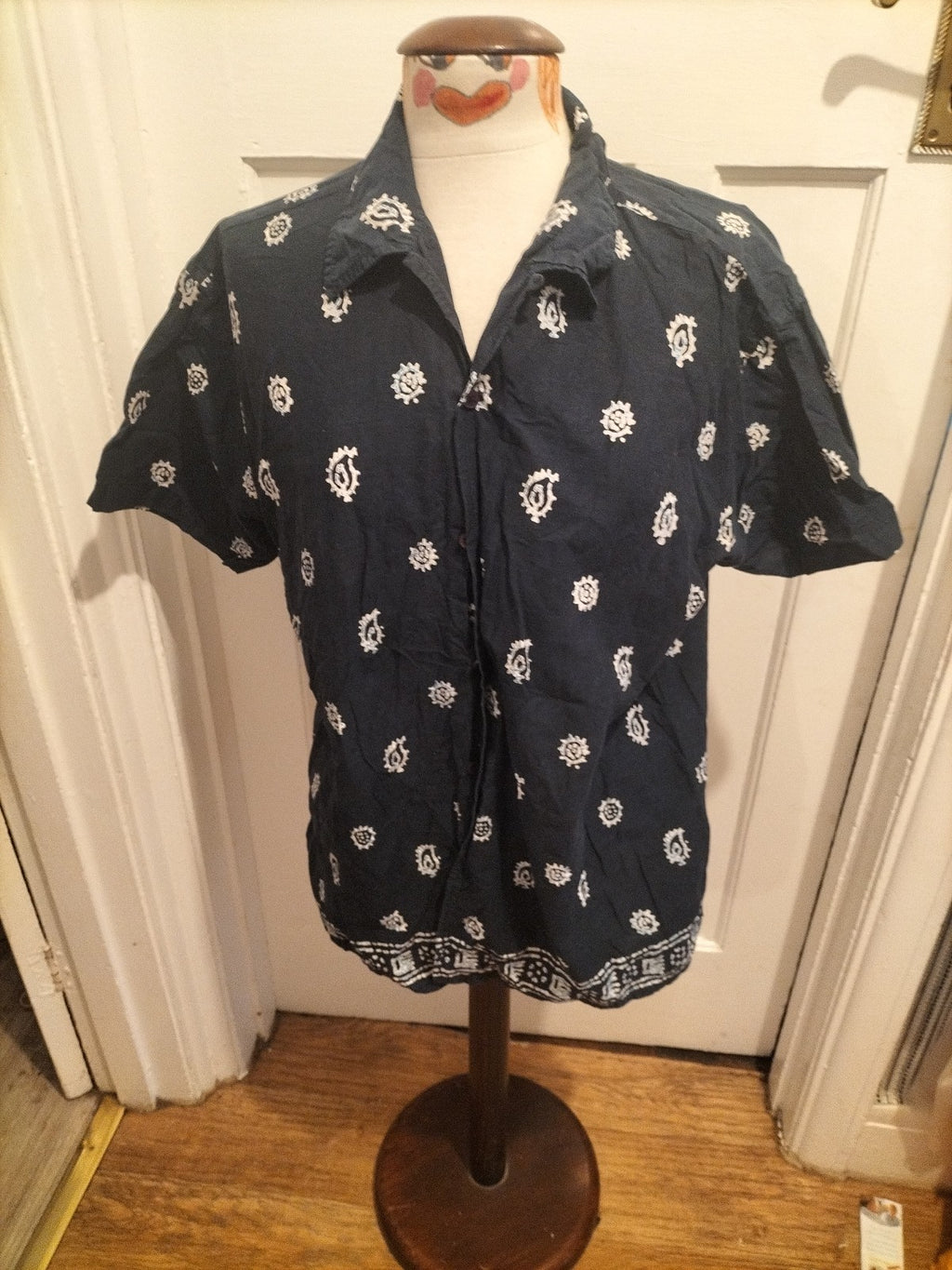 Mens Whispering Smith Size XL Navy/White Patterned Shirt