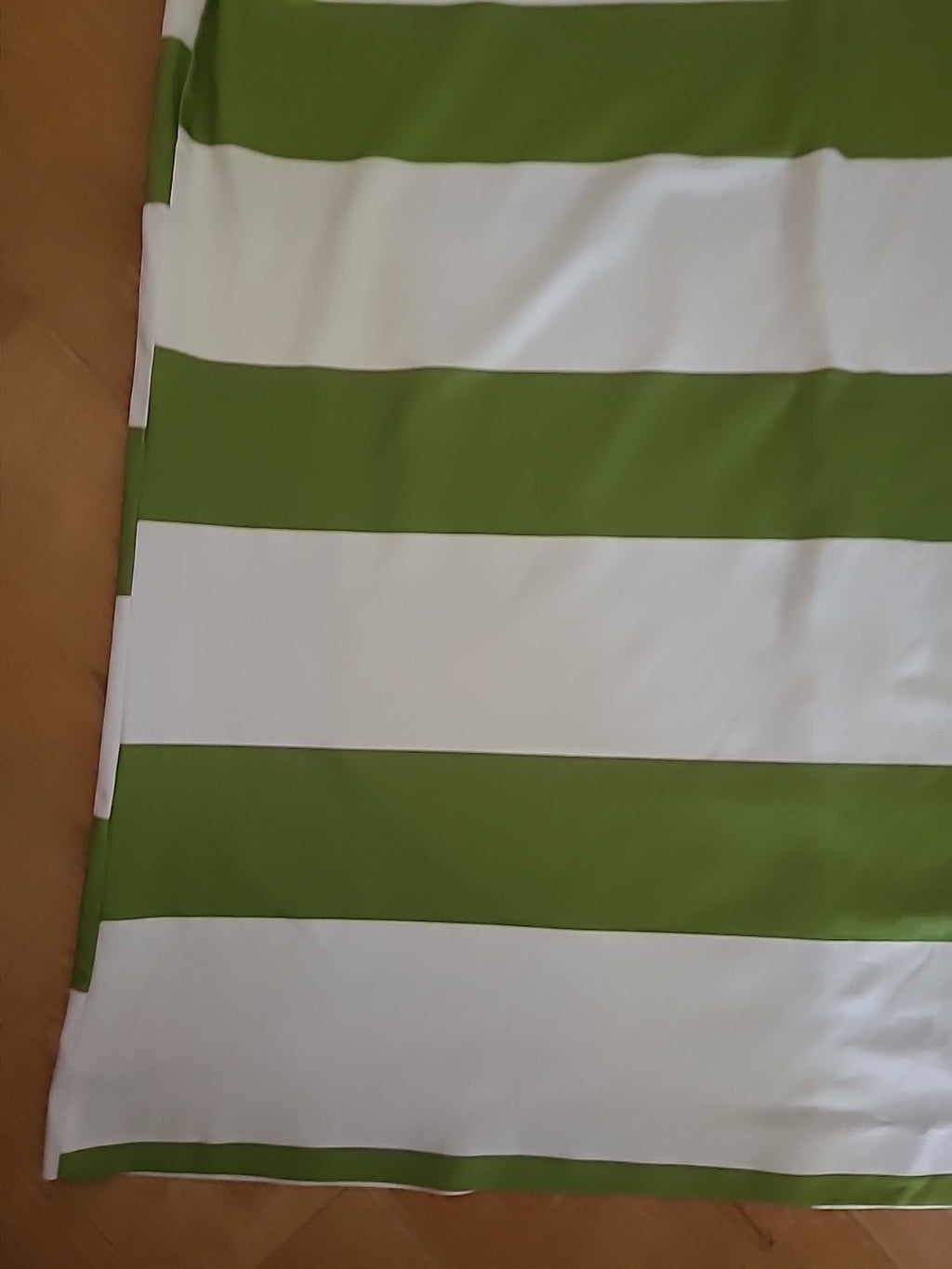 Ladies Size 4xl (22) Green/ White Striped Skirt