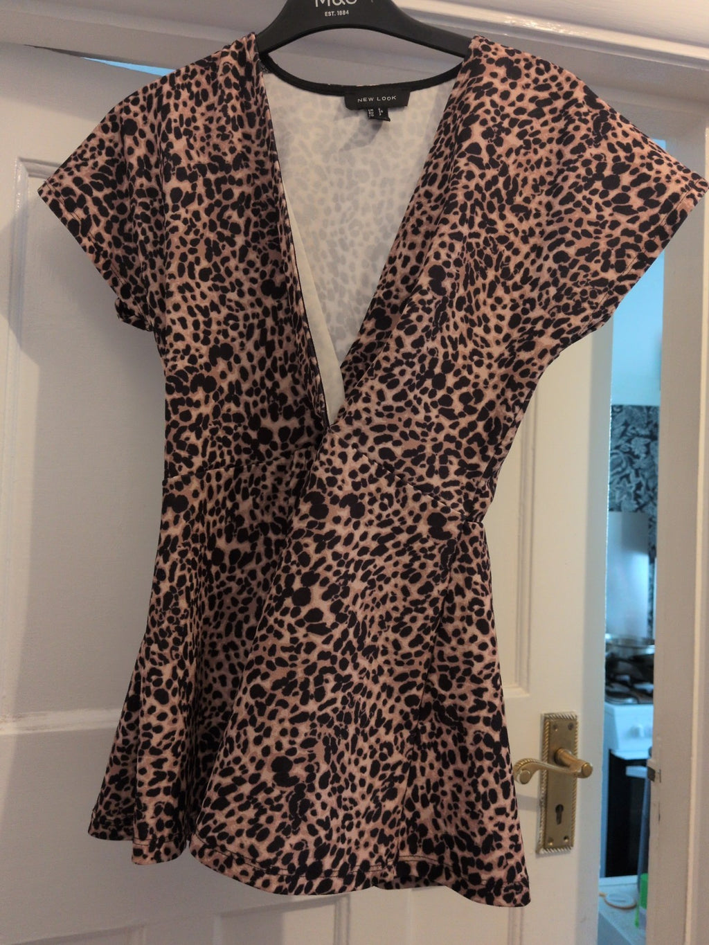 New Look 6 Leopard Print Short Sleeve V Neck Blouse