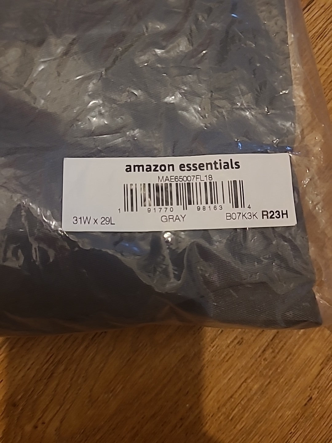 Brand New Mens Amazon Essentials Size 31x29 Grey Trousers