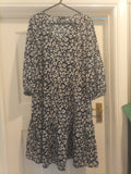 Ladies M&Co Size 8 Navy White Floral Mid Sleeved Dress