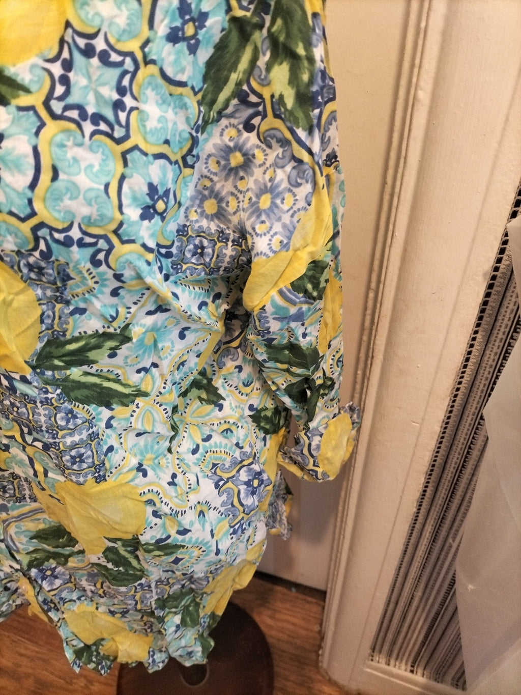 Ladies Primark Size 6-8 Blue/Yellow/Green Blouse Floral