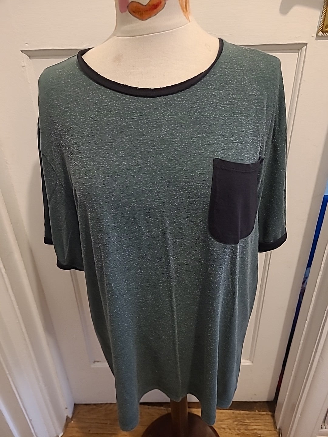 Mens Matalan Size XL Green With Black Pyjama Top(Heavily Bobbled)