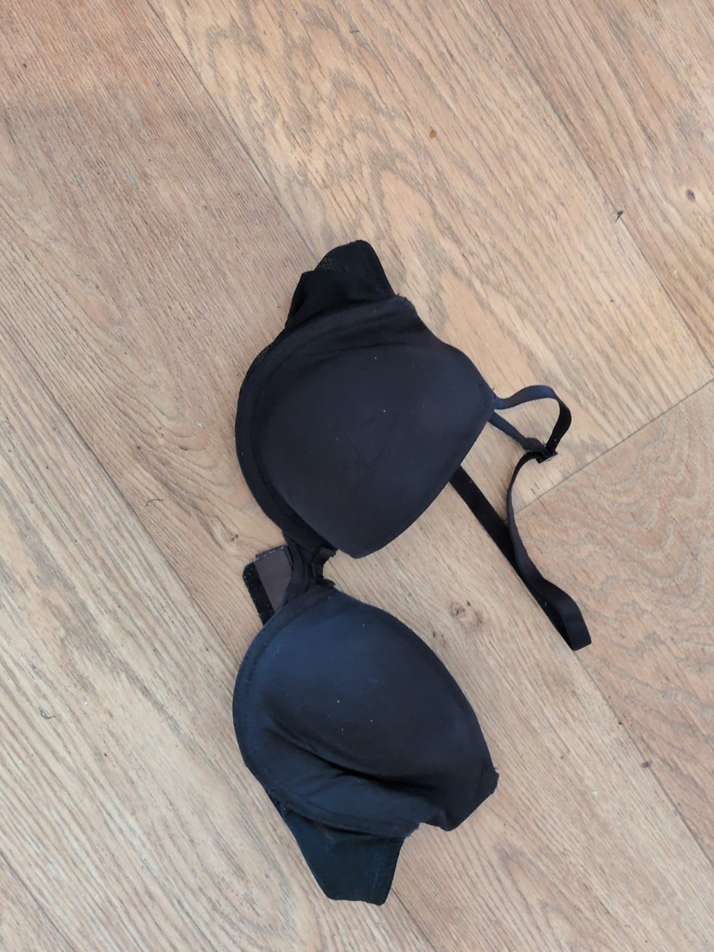Black 32A Padded And Wired Bra