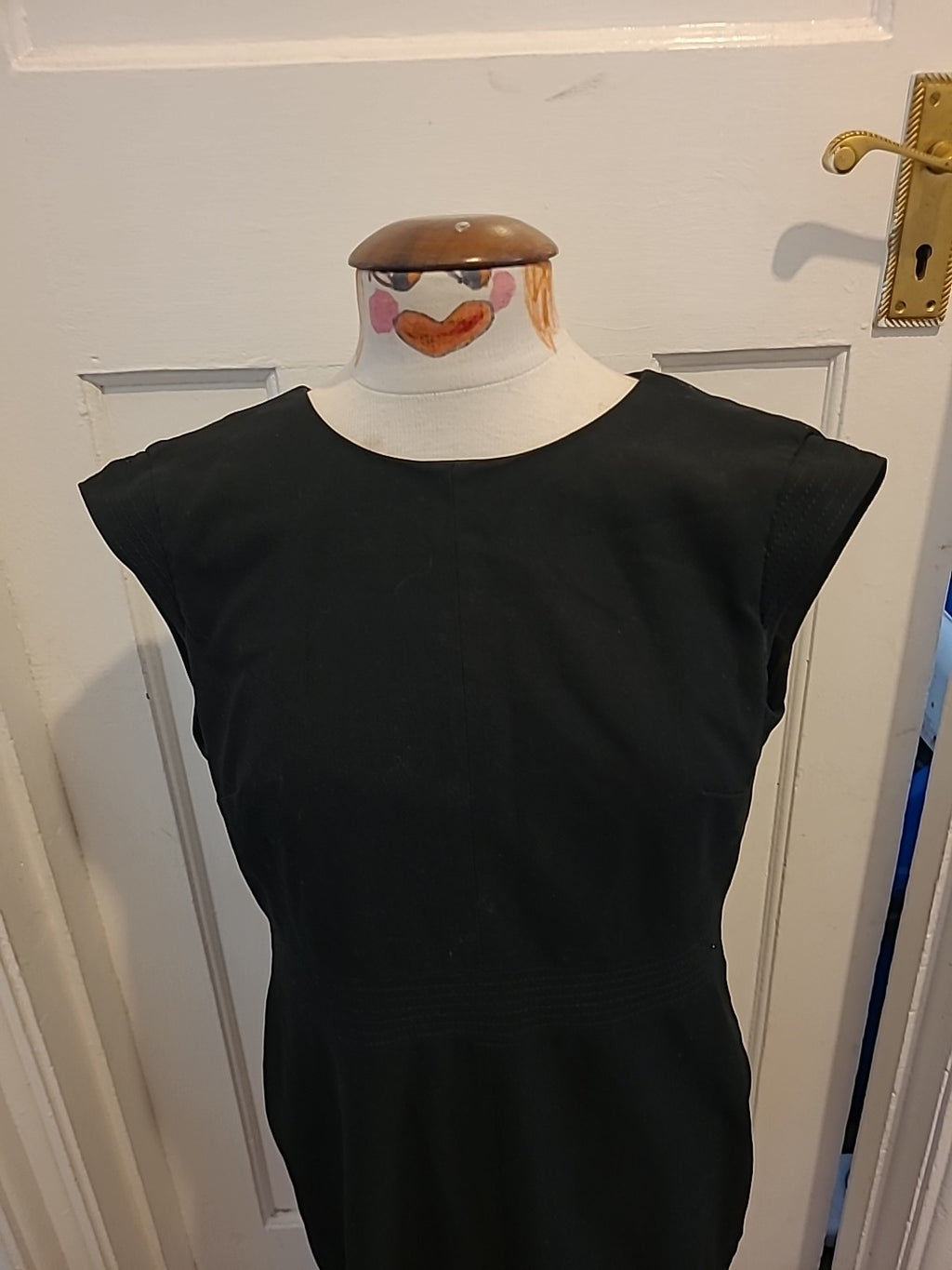 Ladies Next Tailoring Size 10 Black Sleeveless Midi Dress(Couple Small White...