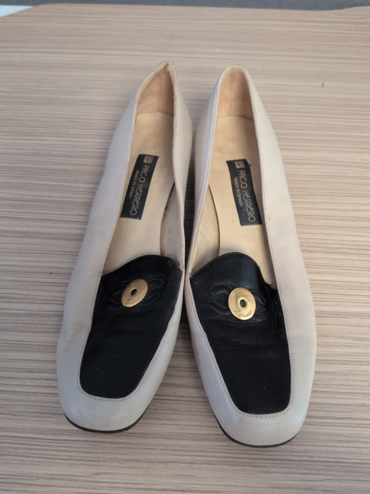 Paco Herrero EU 37 Beige And Black Flats