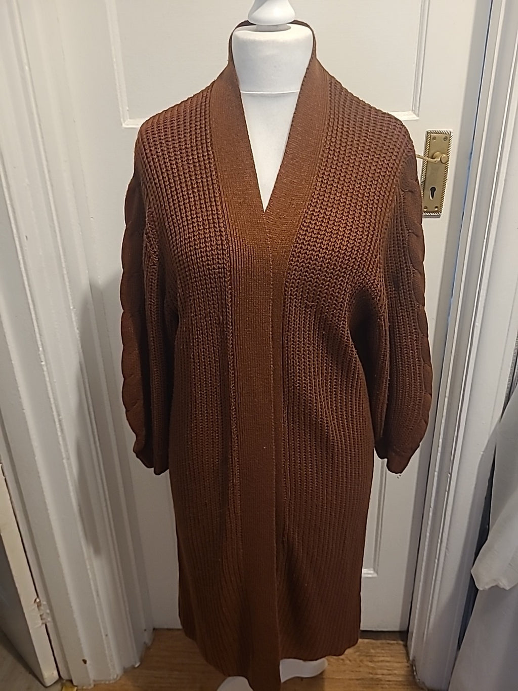 Ladies Threadbare Size 14 Brown Long Sleeve Long Cardigan