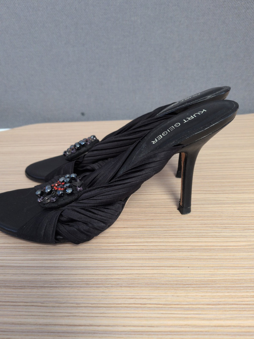 Kurt Keiger EU 36 Black With Diamonte Heels