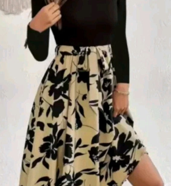 Brand New Torbayclothingco Black/Beige Floral A-Line Short Sleeved Dress