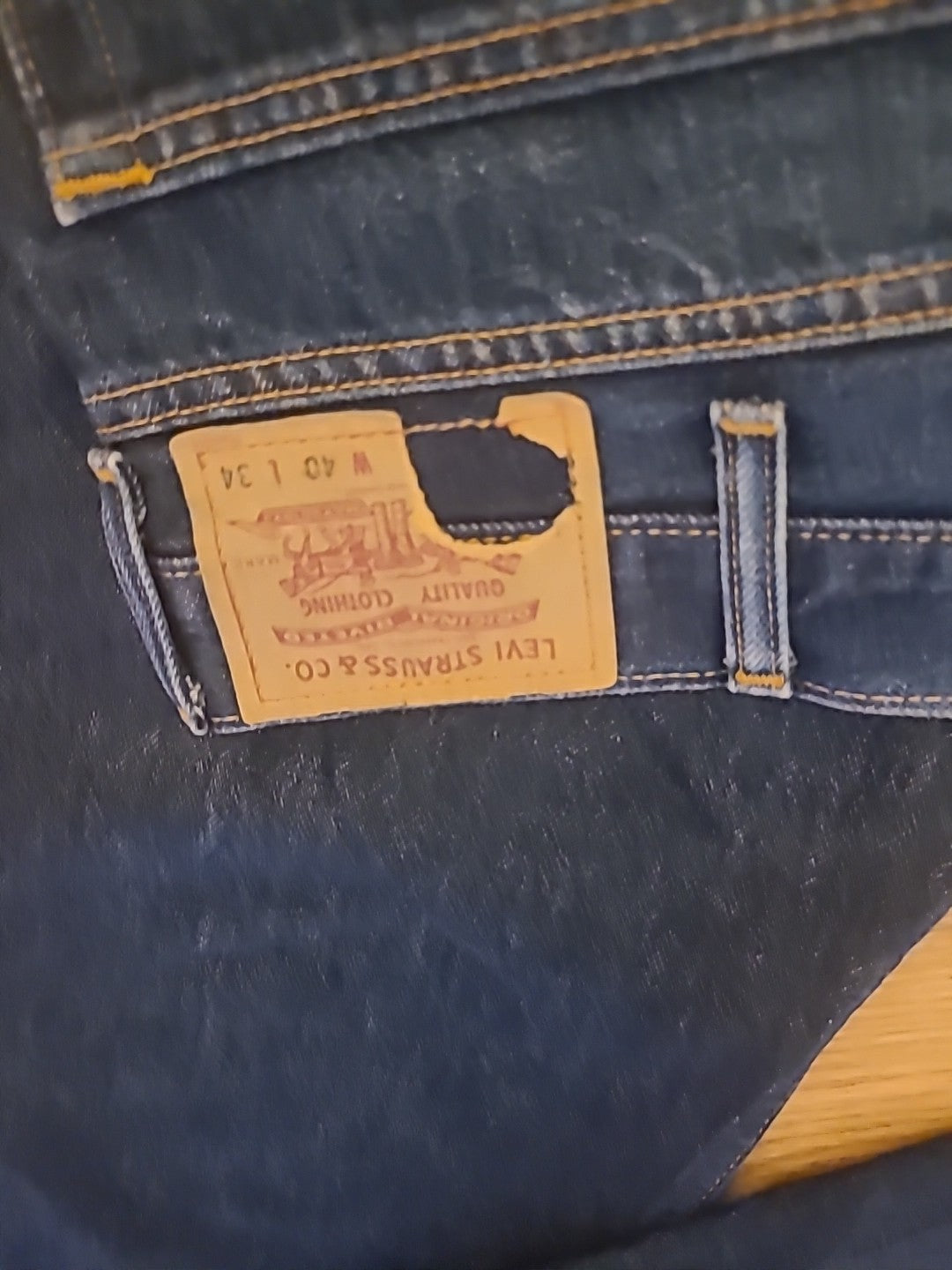 Mens Levi Strauss & Co Waist 40 Length 34  Blue Denim Jeans ( Patch Got A Cut...