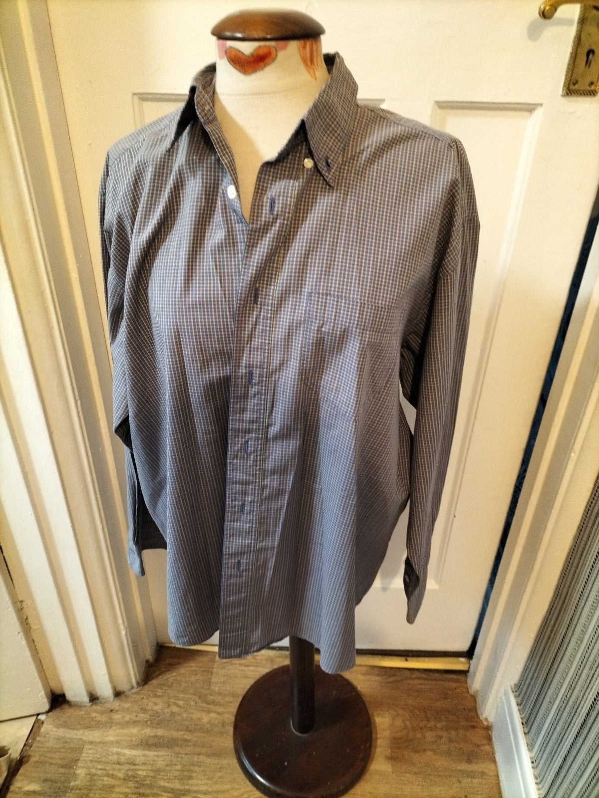 Mens Burton Size L Purple Check Long Sleeved Shirt