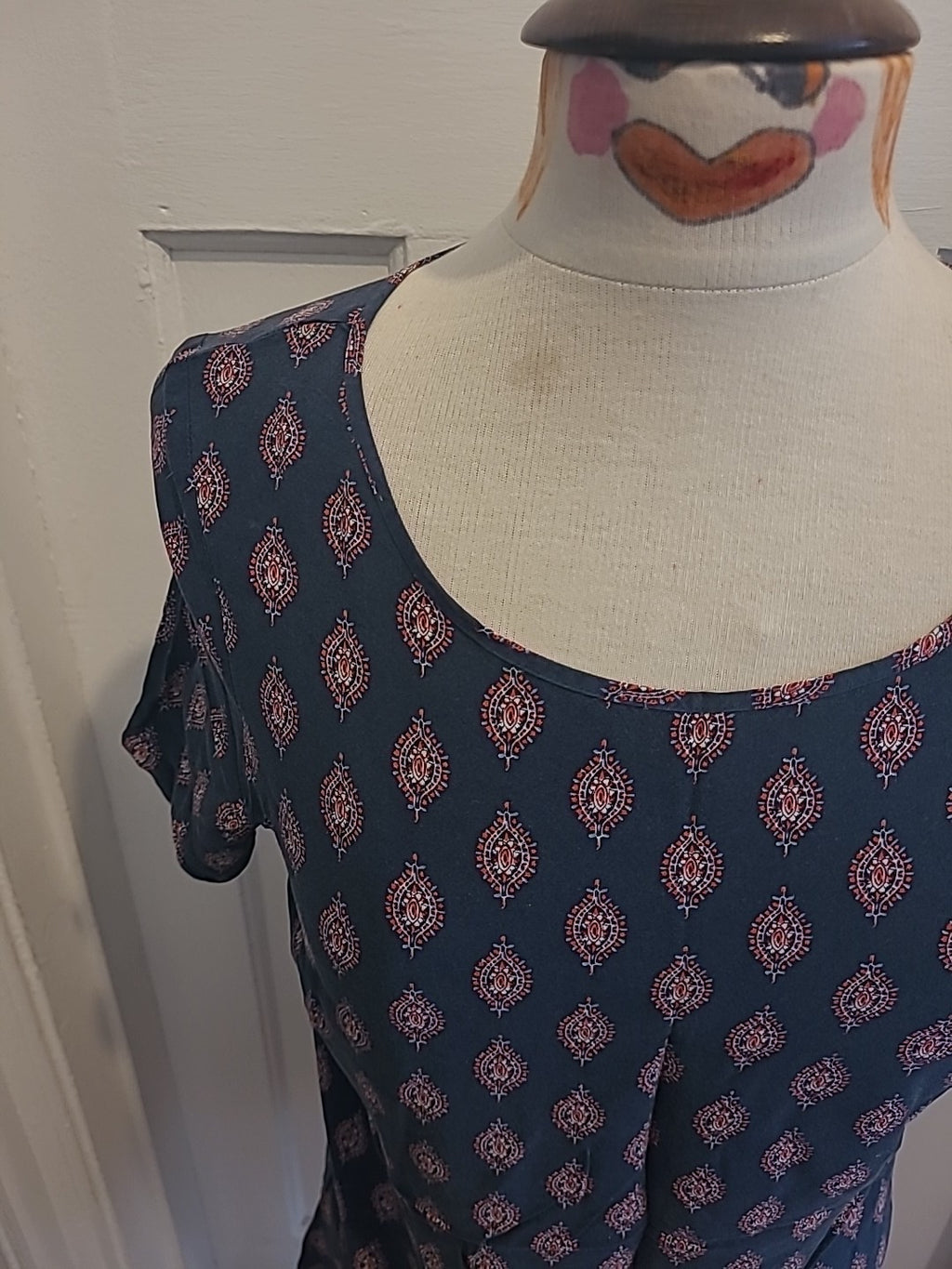 Ladies Papaya Size 12 Navy And Red Short Sleeved Midi Dress