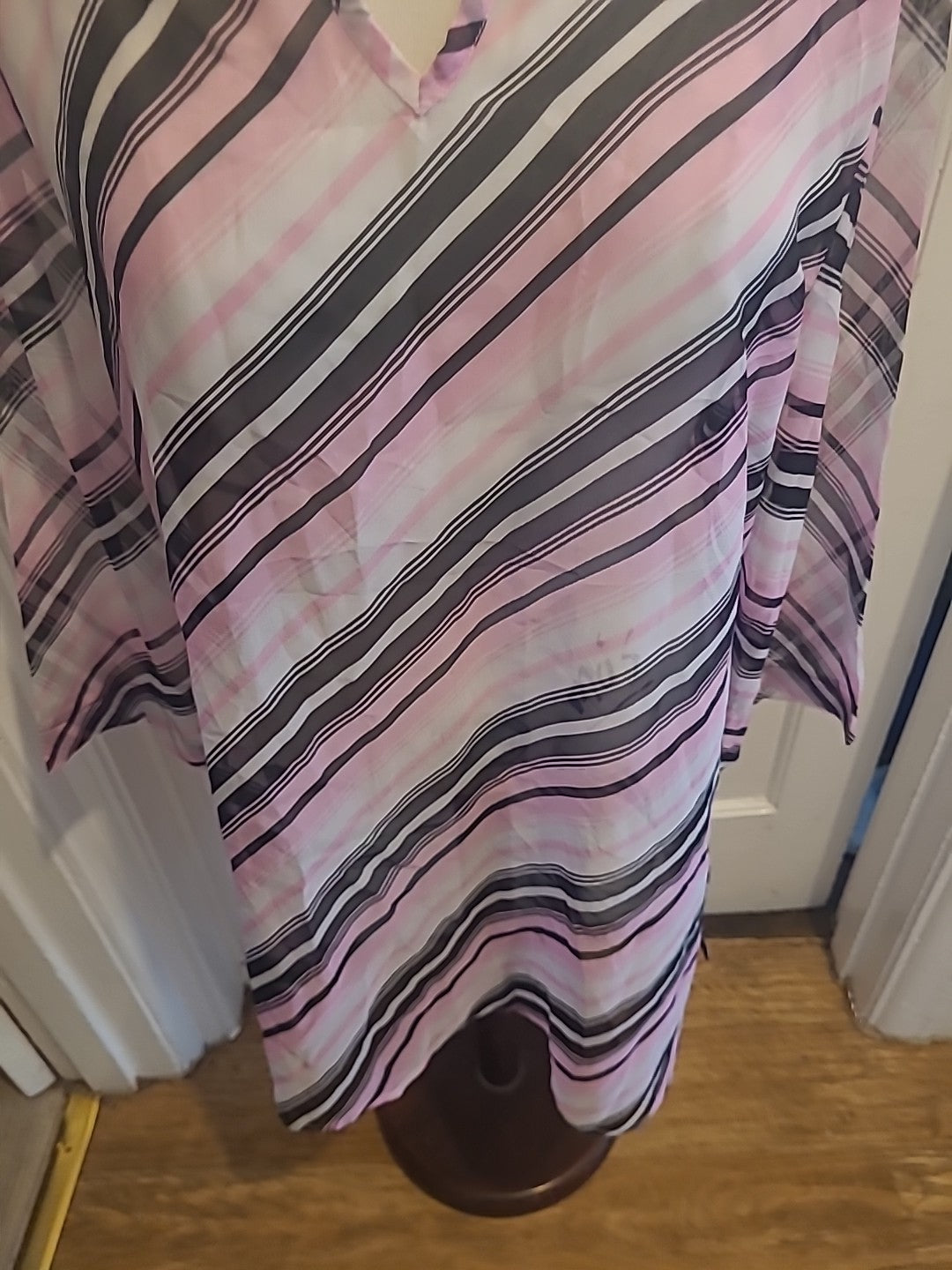 Ladies Primark Beachwear Size 14 Pink Black Long Sleeved Beachwear