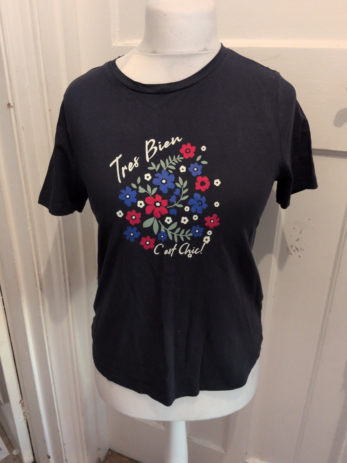 Tu 10 Navy Tres Bien Floral Short Sleeve T-shirt