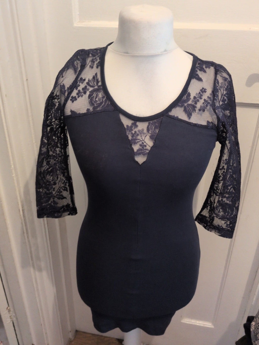 Ladies Vero Moda Small Navy With Lace Sleeve Short Dress