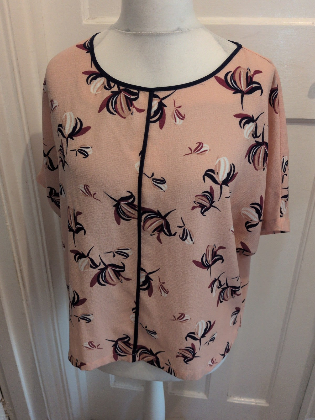 XL Pink And Purple Floral Short Sleeve Blouse