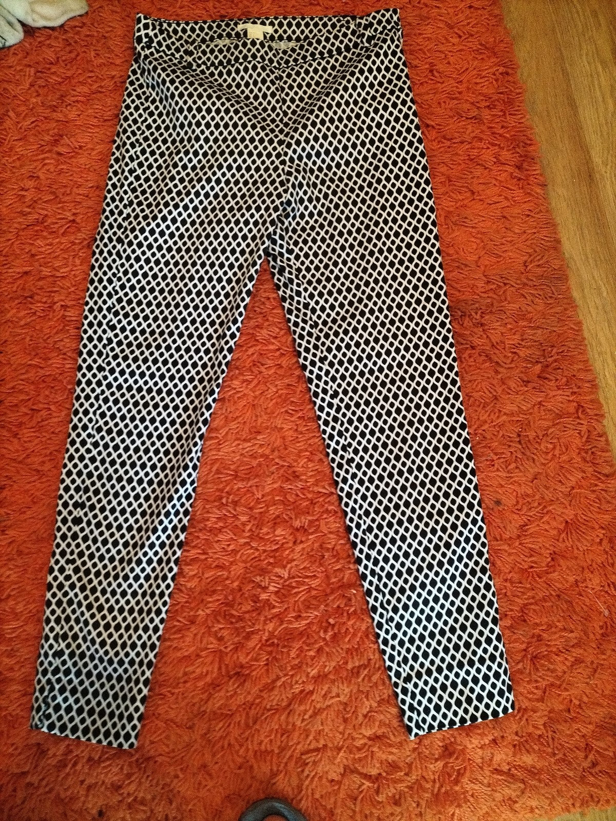 Ladies H+M Size 6 Black/white Trousers