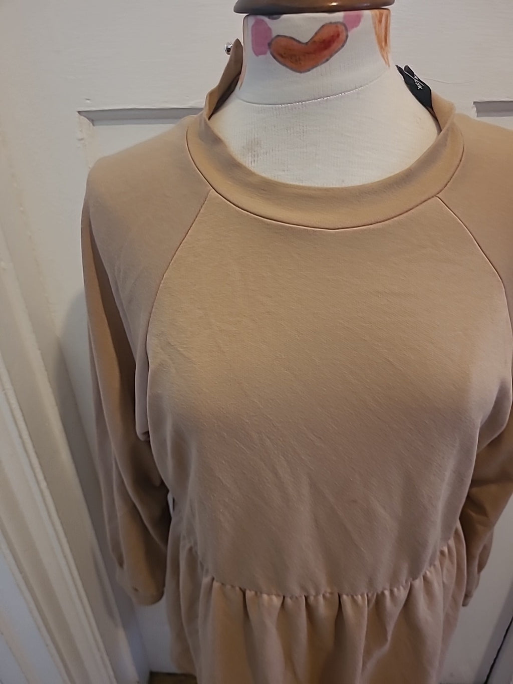 Ladies New Look Size 16 Pale Brown Long Sleeved Dress