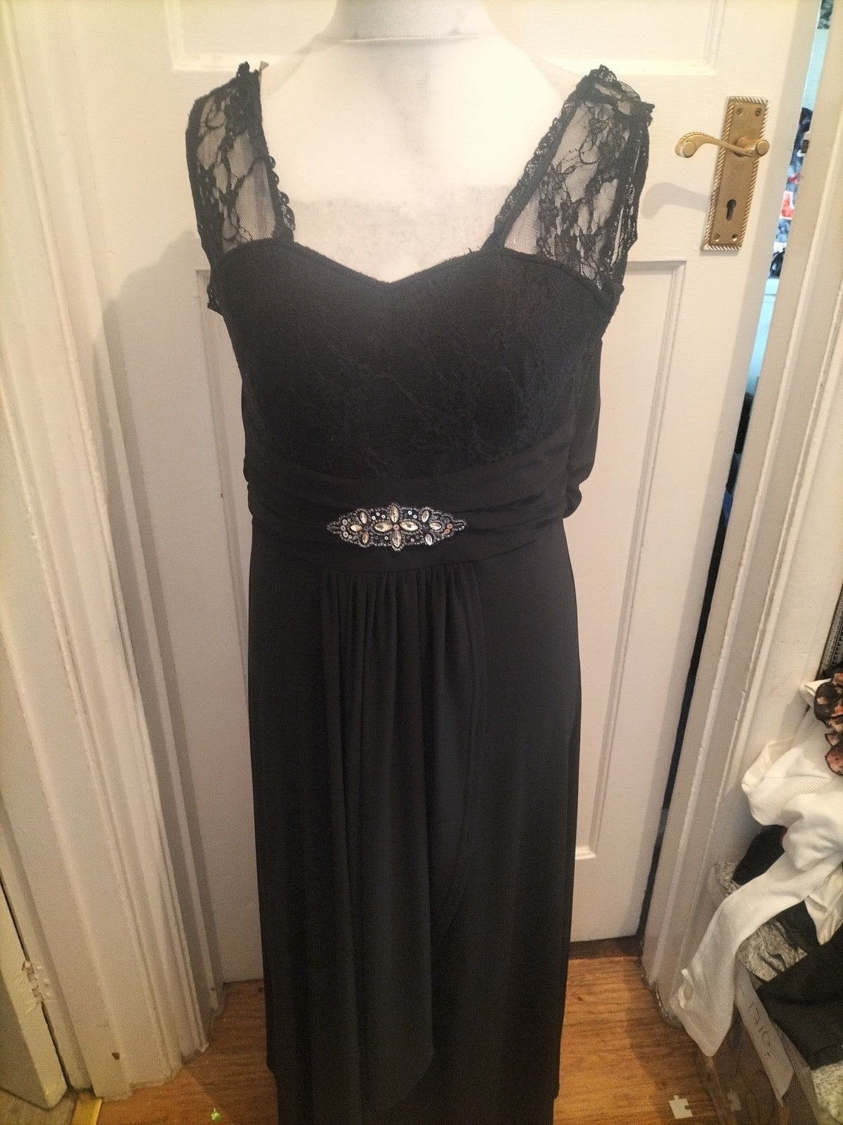 Ladies Bodyflirt Size Euro 44 Black Sleeveless Lined Flowy Dress