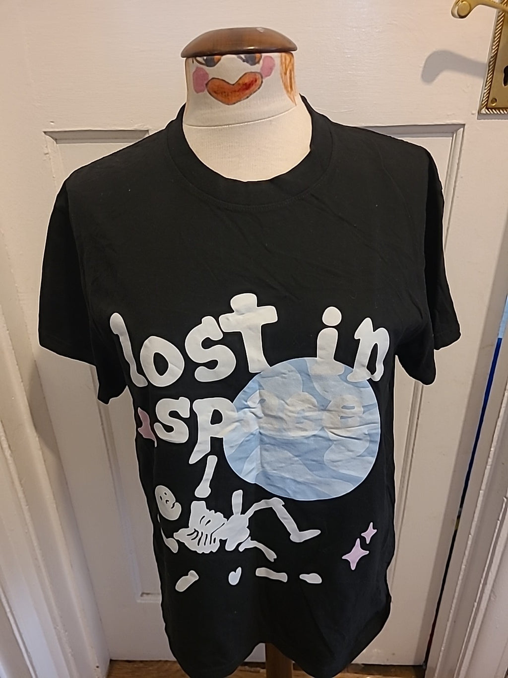Ladies Size Medium Black "Lost In Space" Tshirt