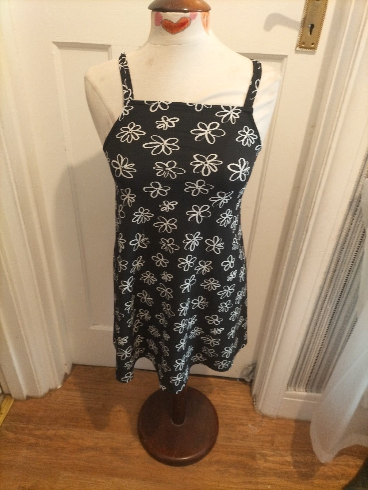 Girls Primark Age 10-11 Years Black/White Floral Sleeveless Dress
