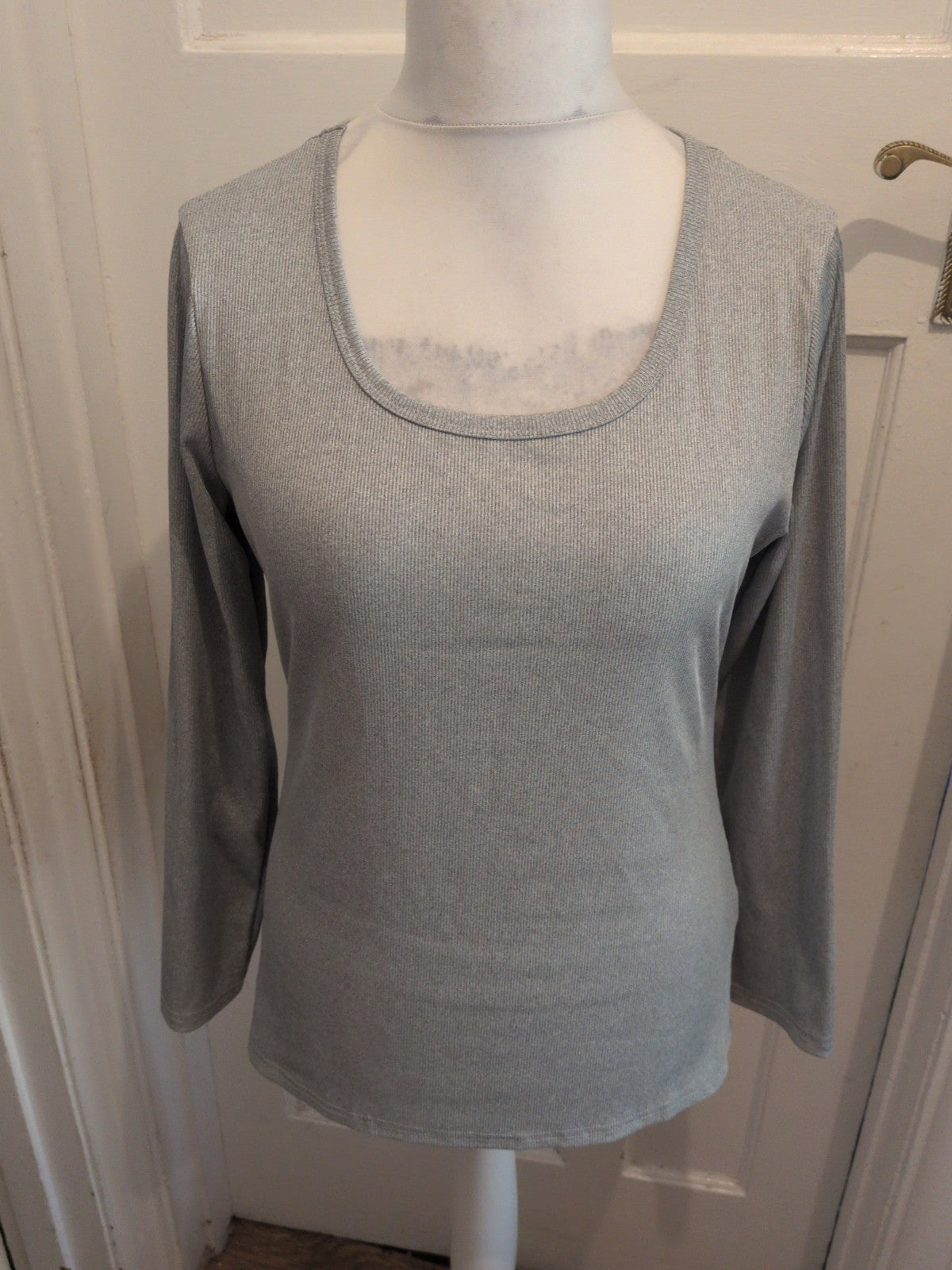 Ladies Size Large Silver Long Sleeve T-shirt