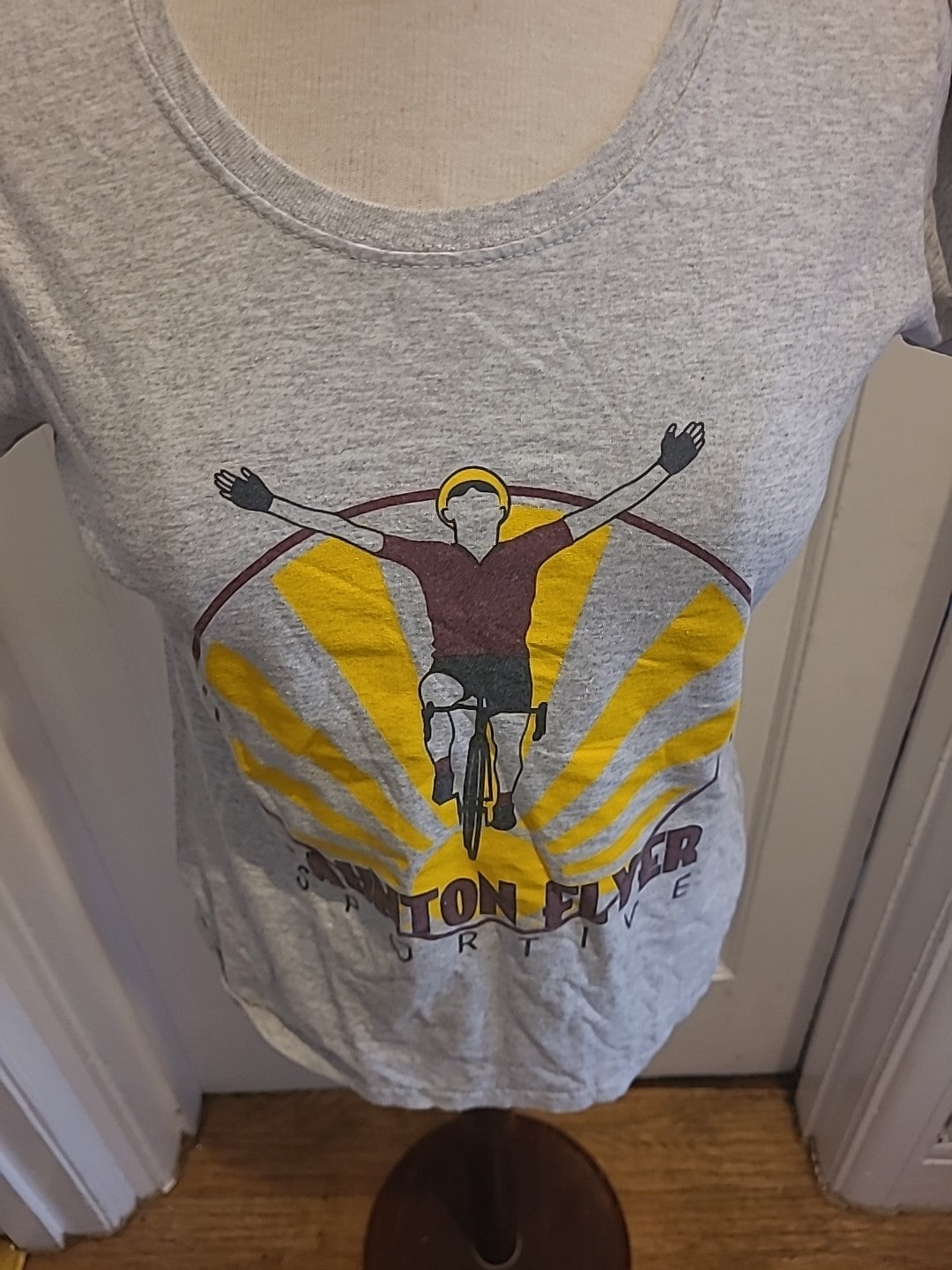 Ladies Fruit Of The Loom Size Medium Grey Short Sleeved Tshirt Print Design