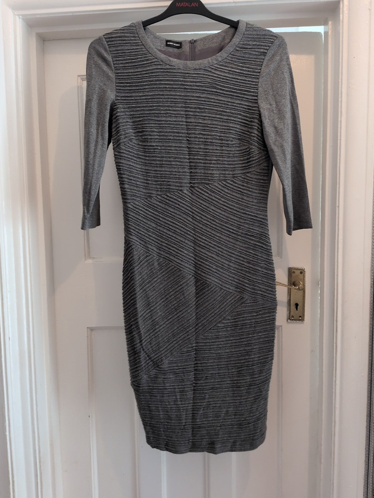Gerry Weber 10 Grey Texture Lined 3/4 Sleeve Dress