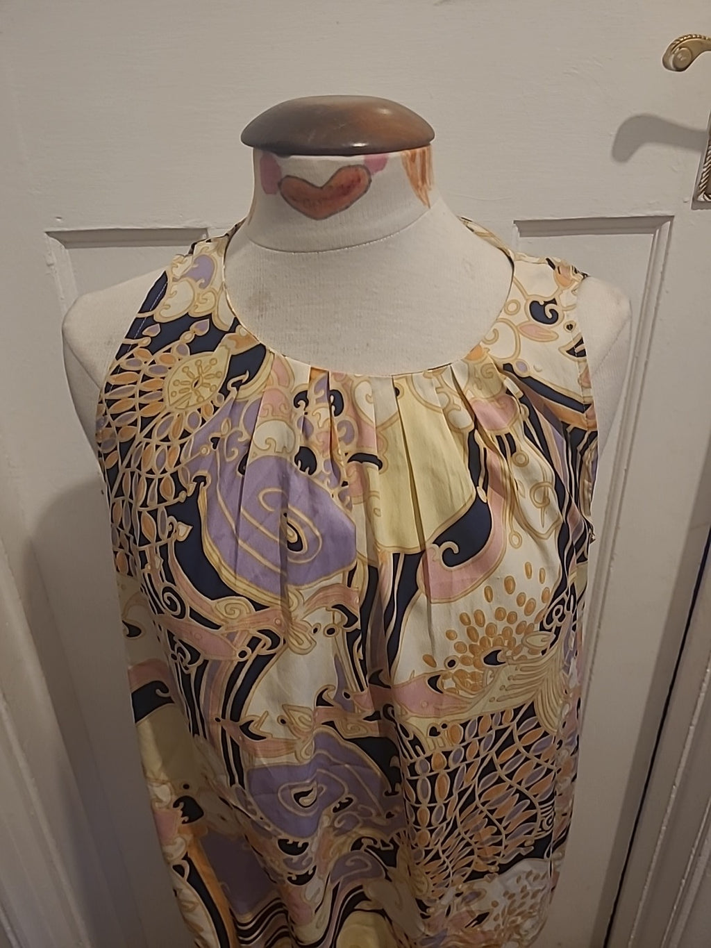 Ladies Dorothy Perkins Size 12 Pink Yellow Beige Black Aztec Sleeveless Tshirt