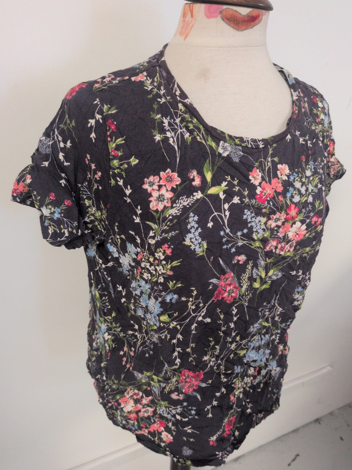 Ladies Marks And Spencer Size 18 Navy Flower Short Sleeve T-shirt