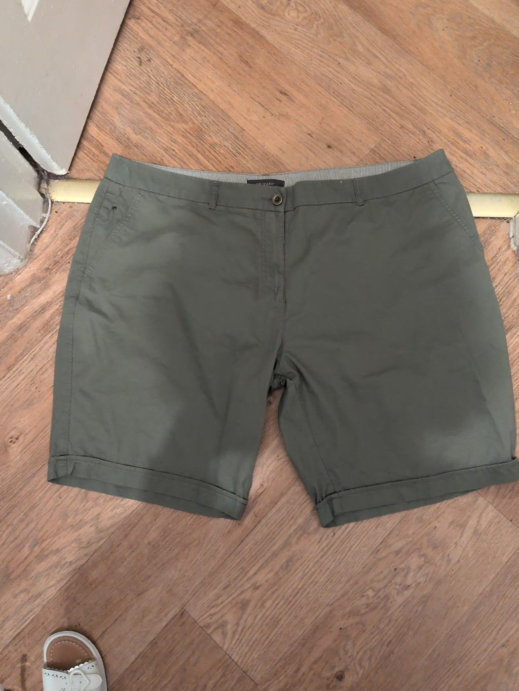 Primark 20 Khaki Shorts