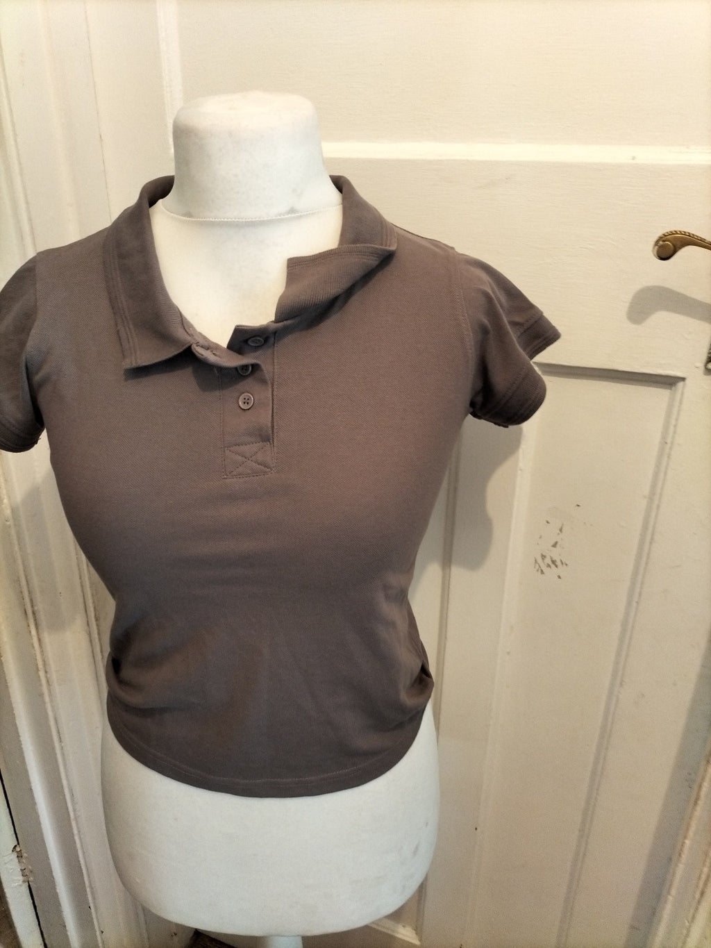 Boohoo 14 Grey Short Sleeve Collared Crop Top