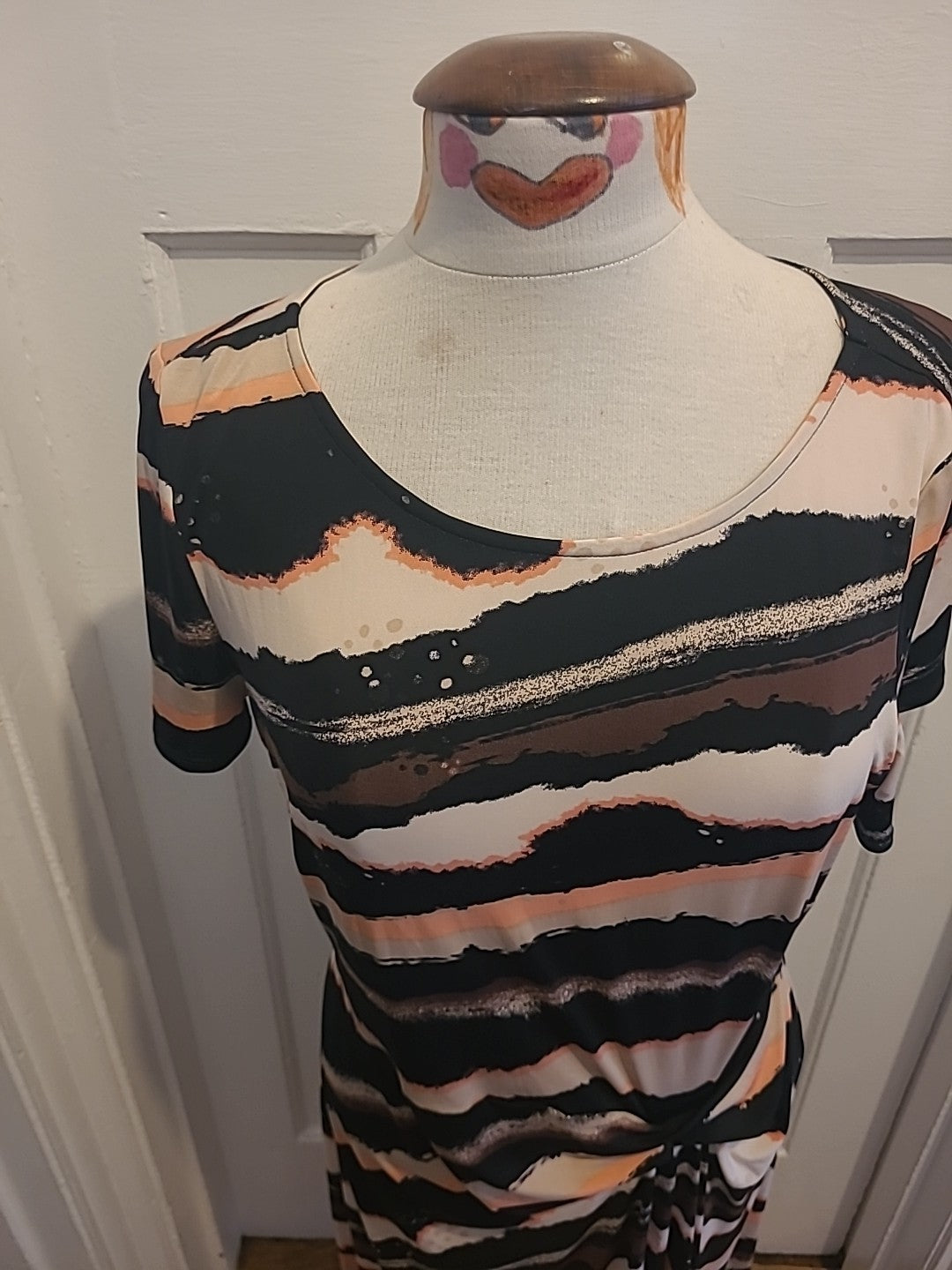 Ladies Unbranded Size 12/14 Multi Coloured Short Sleeve Dress