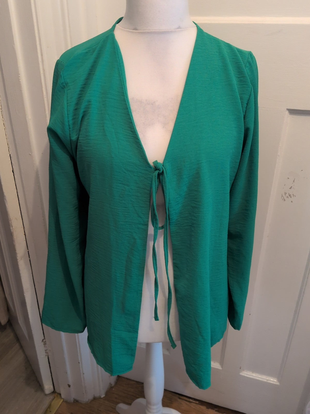 Boohoo 14 Green Long Sleeve Front Tie Open Blouse