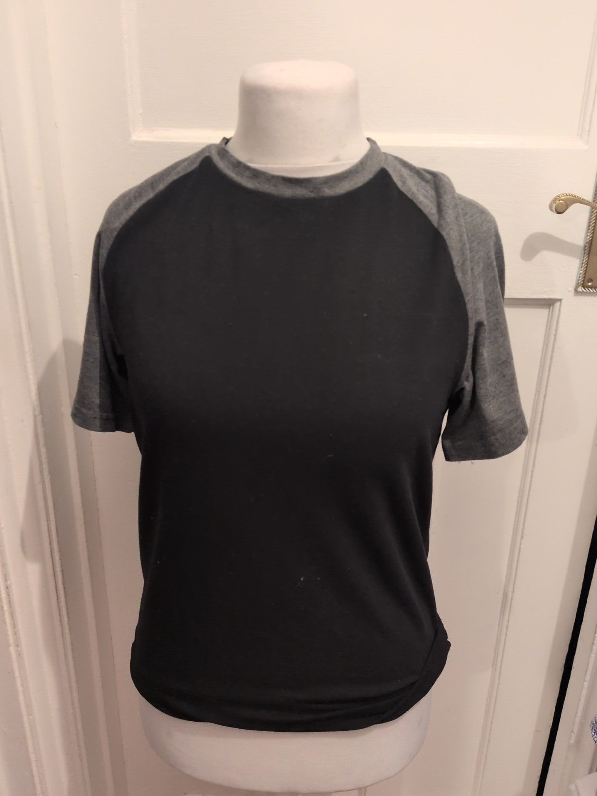 Shein Man Small Black With Grey Sleeves Short Sleeve T-shirt