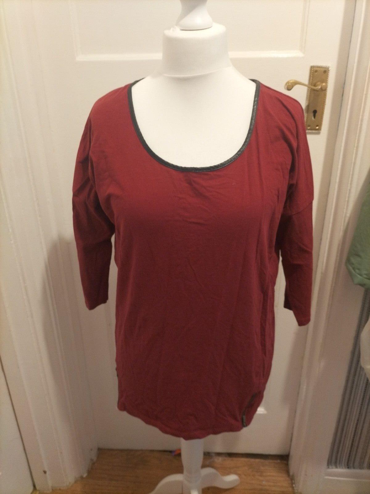 Ladies Esmara Size 18-20 Burgundy 3/4 Sleeved Tshirt