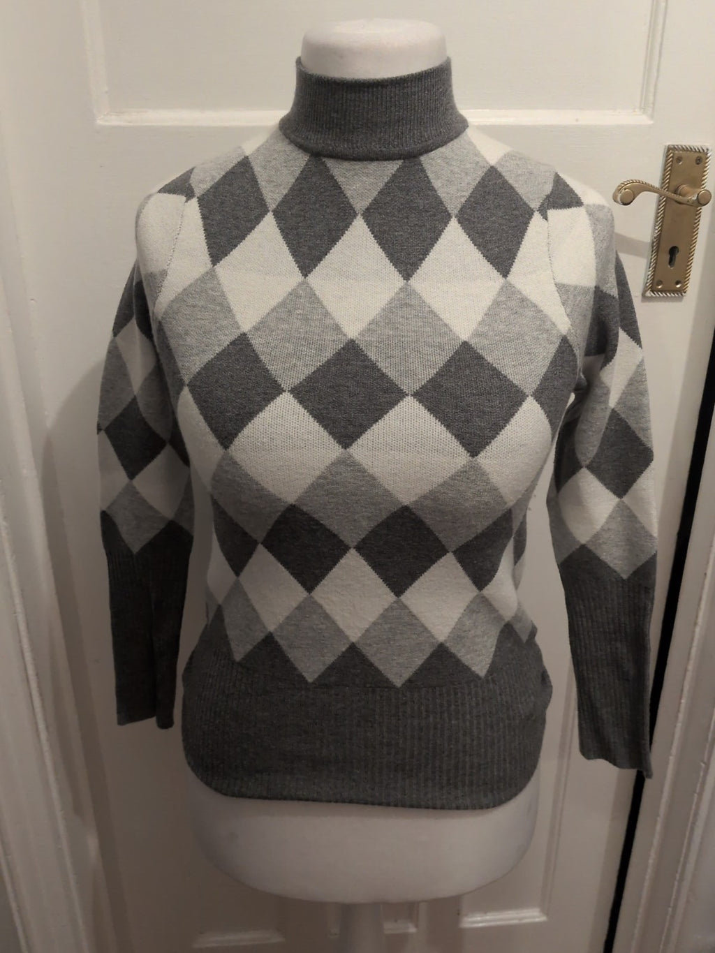 M&S Collection 10 Grey Diamond Pattern High Neck Jumper