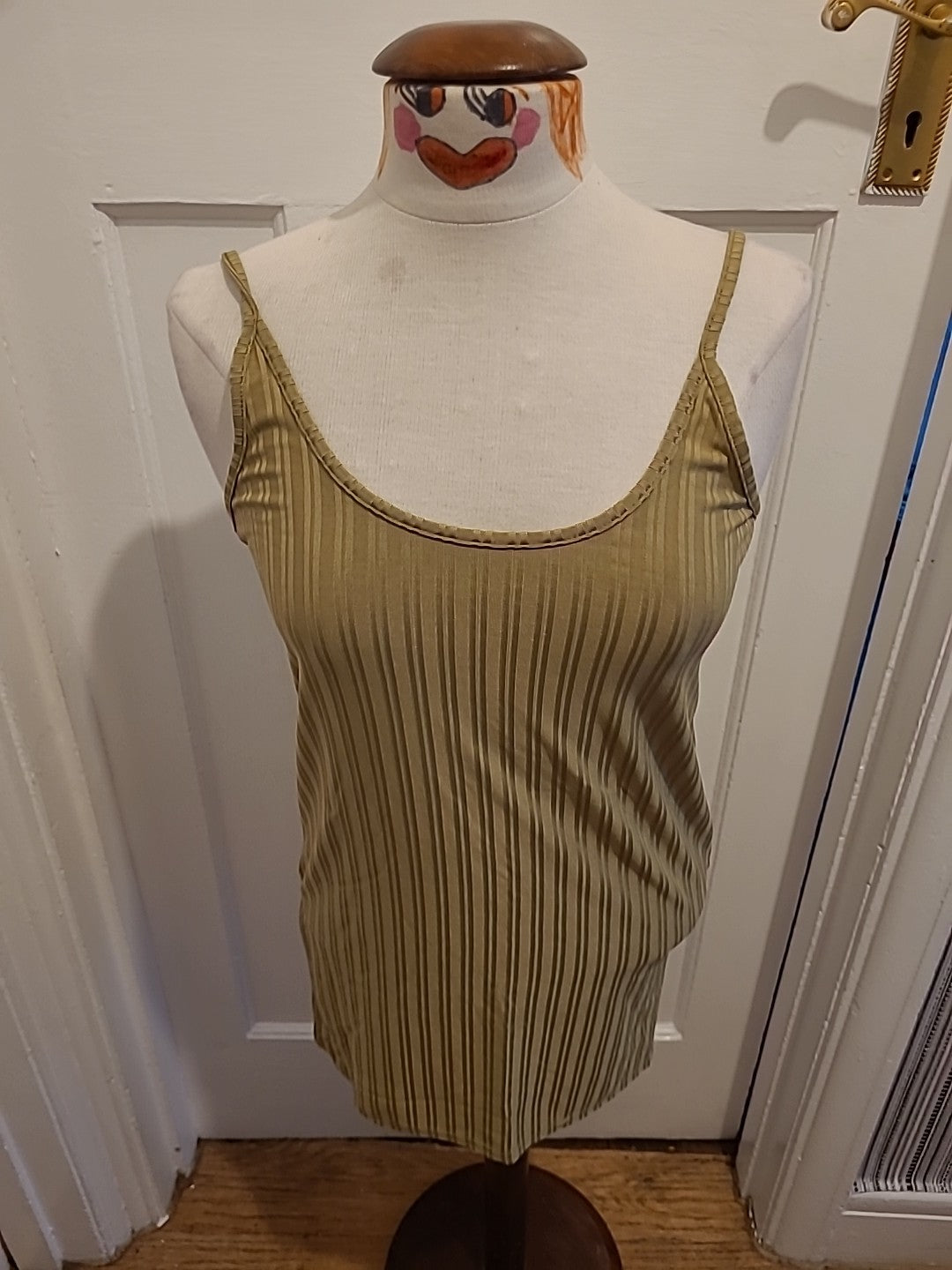 Brand New Ladies Boohoo Size 8 Khaki Sleeveless Top