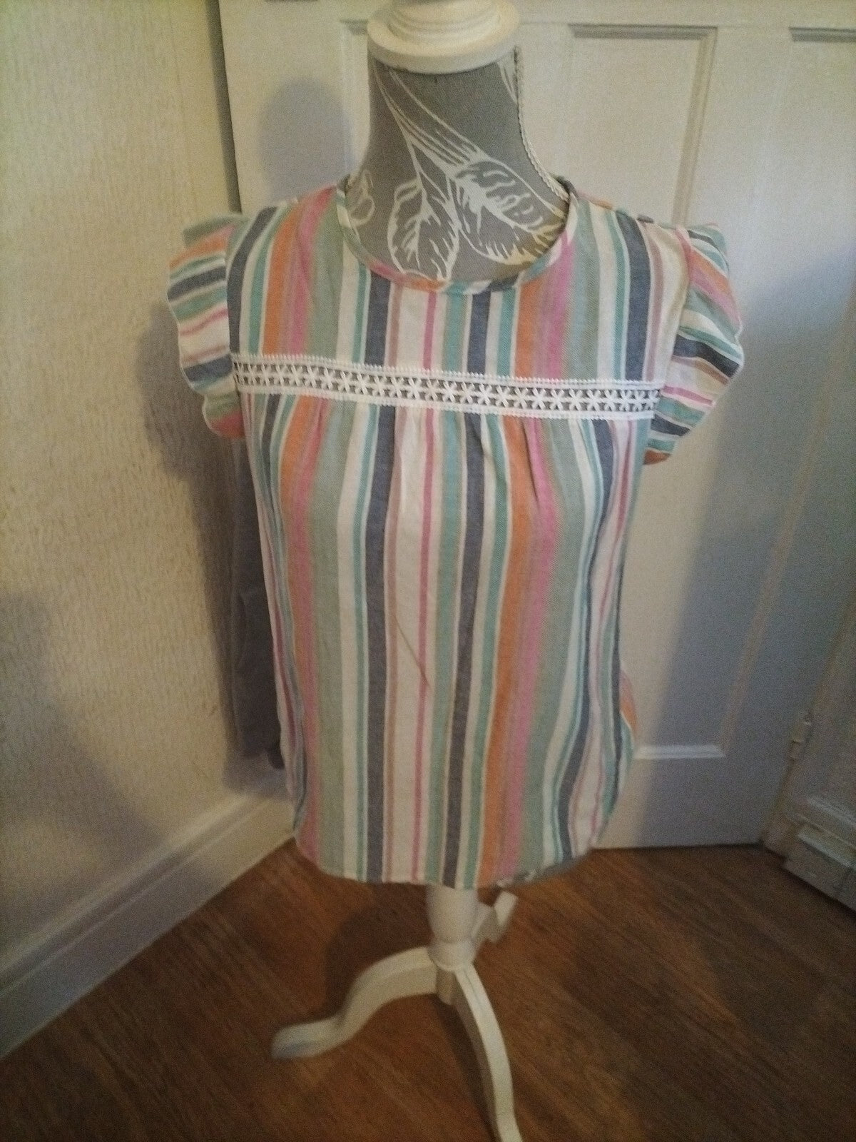 Ladies Emery Rose Size Medium Striped Sleeveless T Shirt