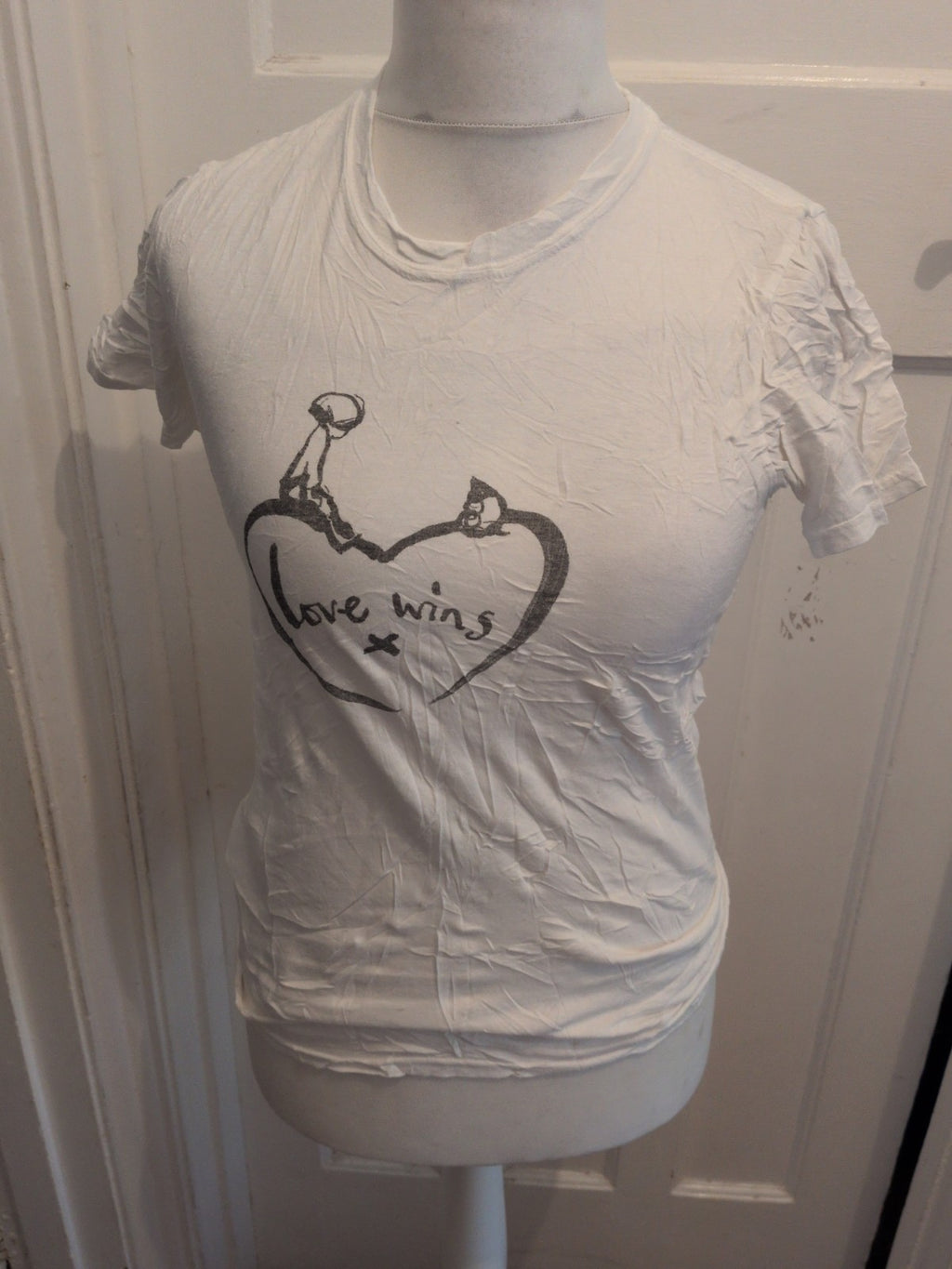 Comic Relief Small White Print T-shirt Short Sleeve
