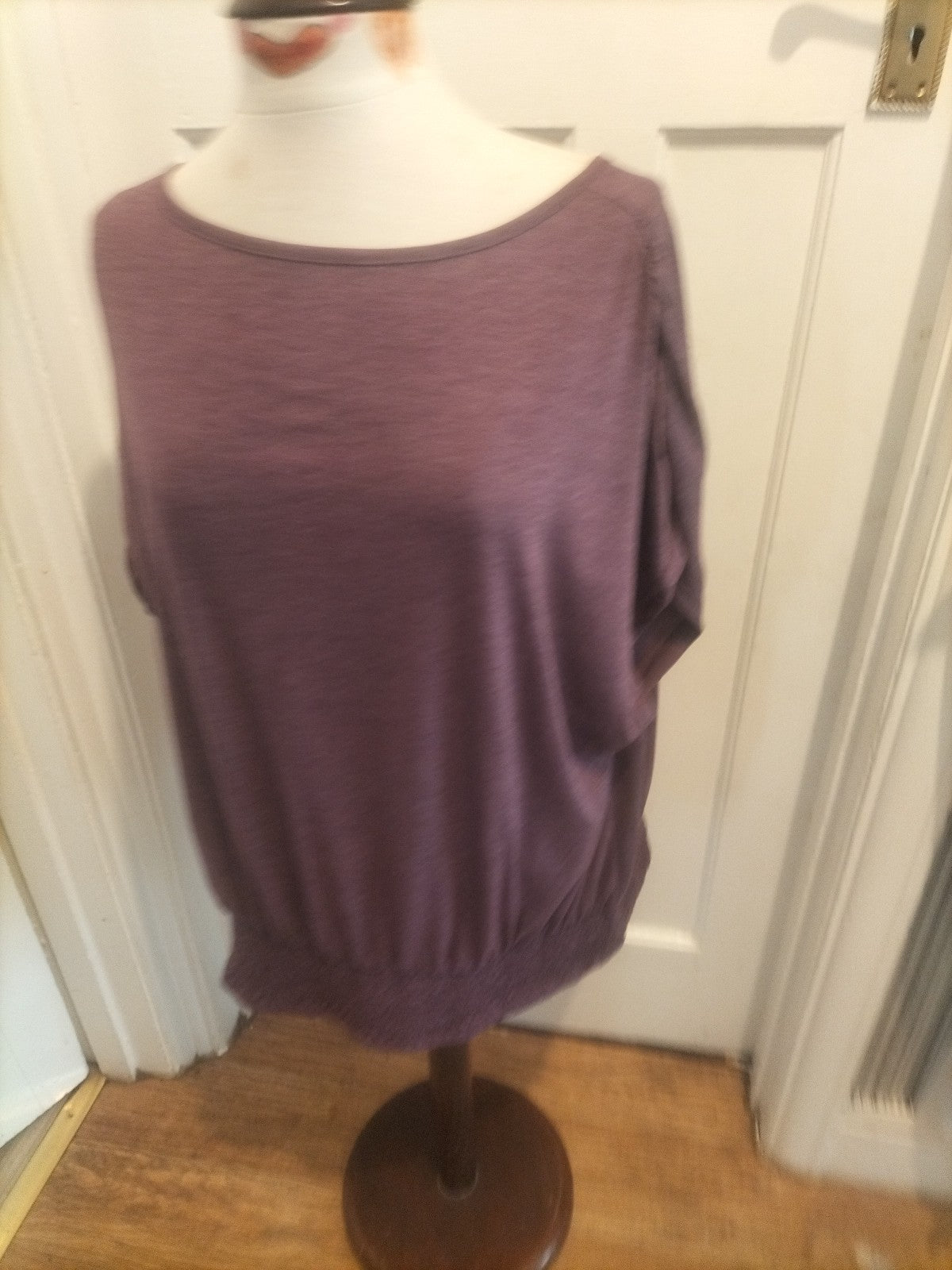 Ladies Size 4XL Purple Bubble Hem Short Sleeved Blouse