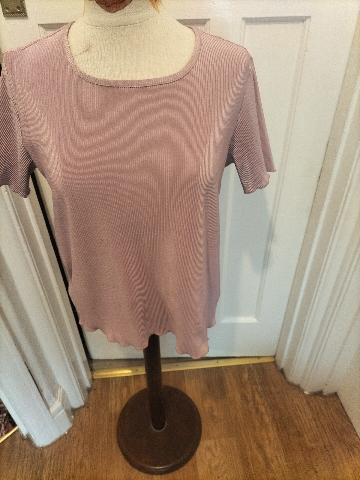 Ladies Bonmarche Size 14 Lilac Ribbed Short Sleeved Blouse