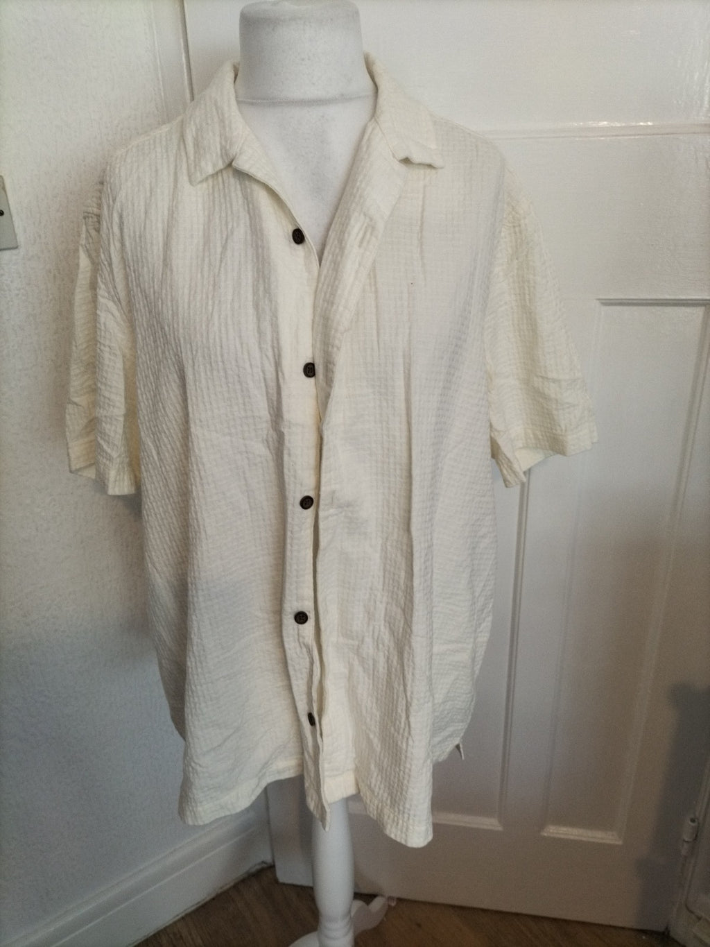 Mens Next Supply Size 2XL Cream Textured Short Sleeved Shirt