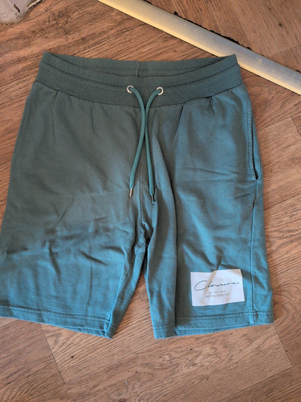 Closure London Large Teal 2 Piece Outfit T-shirt And Shorts