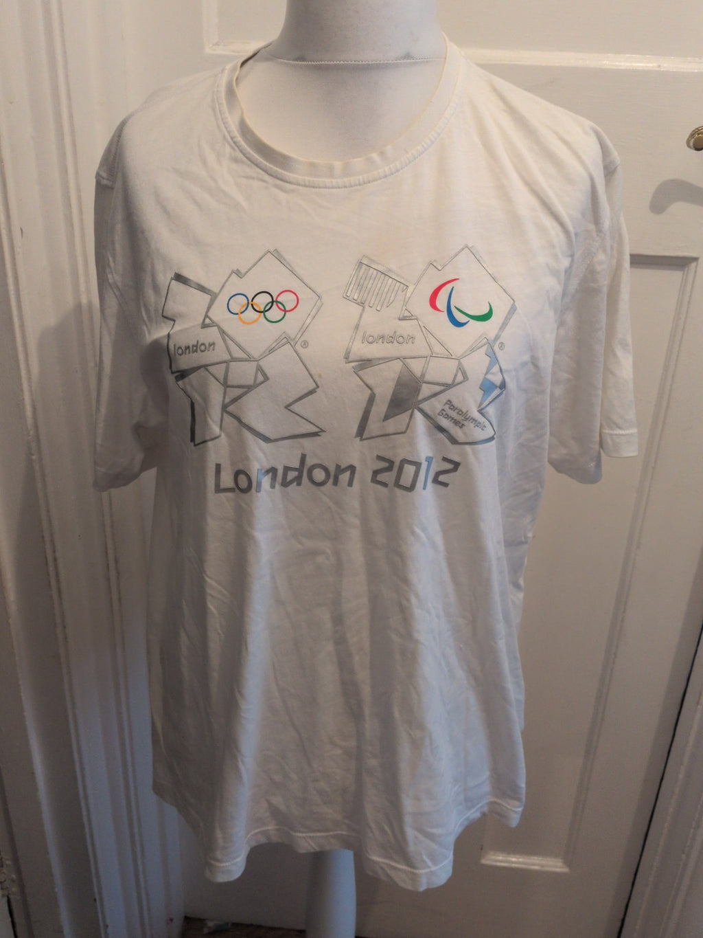 London 2012 Olympic Short Sleeve T-shirt Small Mark On Front