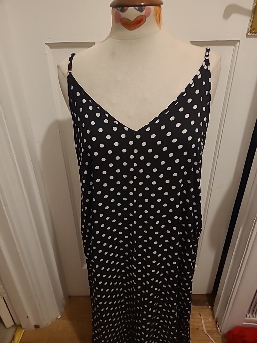 Ladies Kojooin Size Medium Polkadot Long Length Pencil Dress